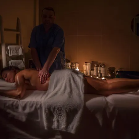 Poseidon Of Paros & Hotel Chrisi Akti (Paros)