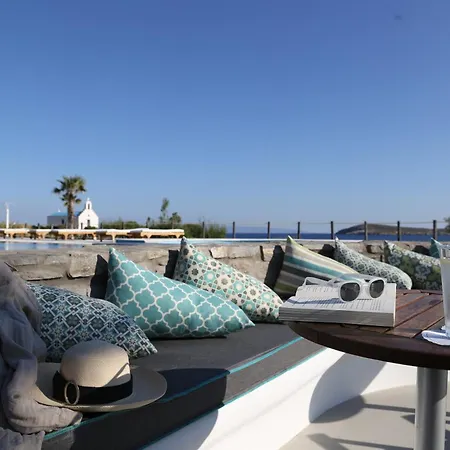 Poseidon Of Paros & 5*