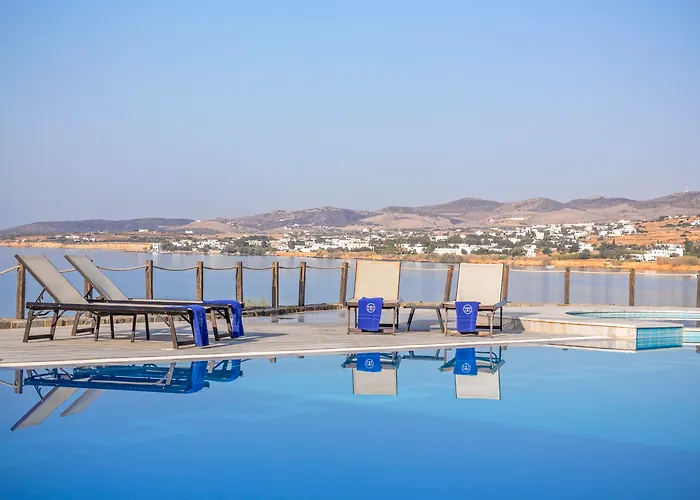 Poseidon Of Paros & Otel Chrisi Akti (Paros)