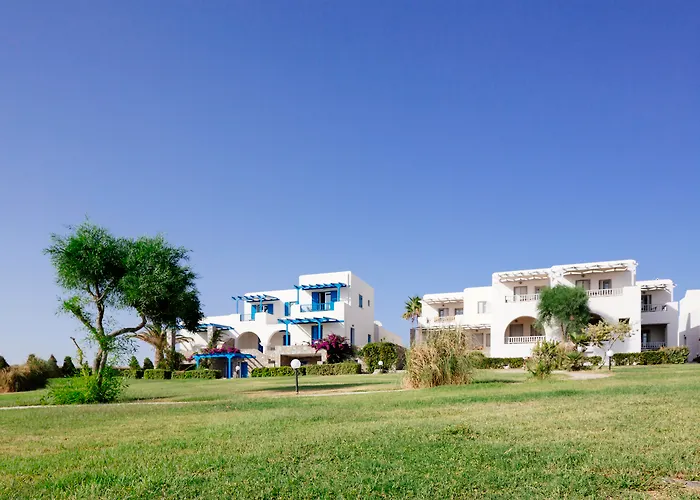 Poseidon Of Paros & Otel 5*