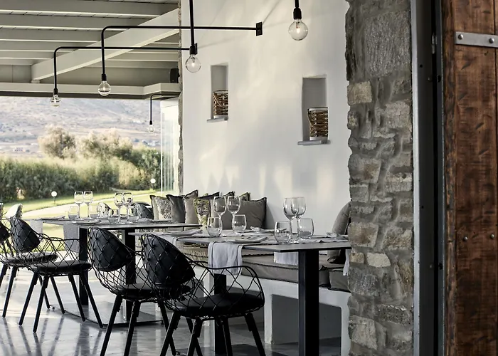 Poseidon Of Paros & 5* Chrisi Akti (Paros)