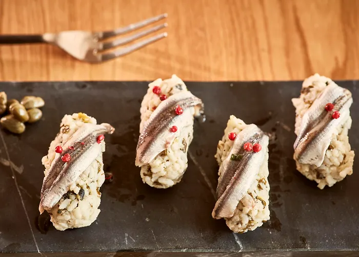 Poseidon Of Paros & Отель