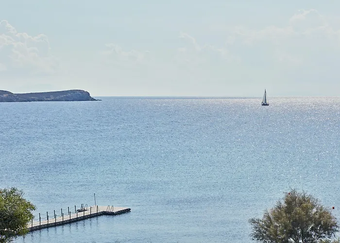 Poseidon Of Paros & 5*