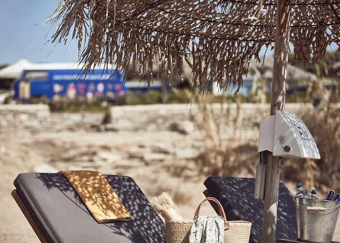 Poseidon Of Paros & 5* Chrisi Akti (Paros)